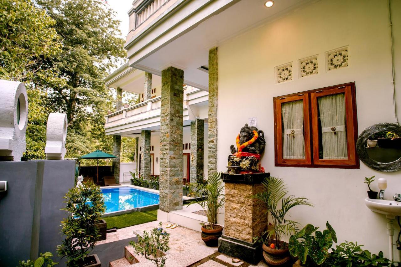 The Puncak Santhi Inn Batununggul 外观 照片