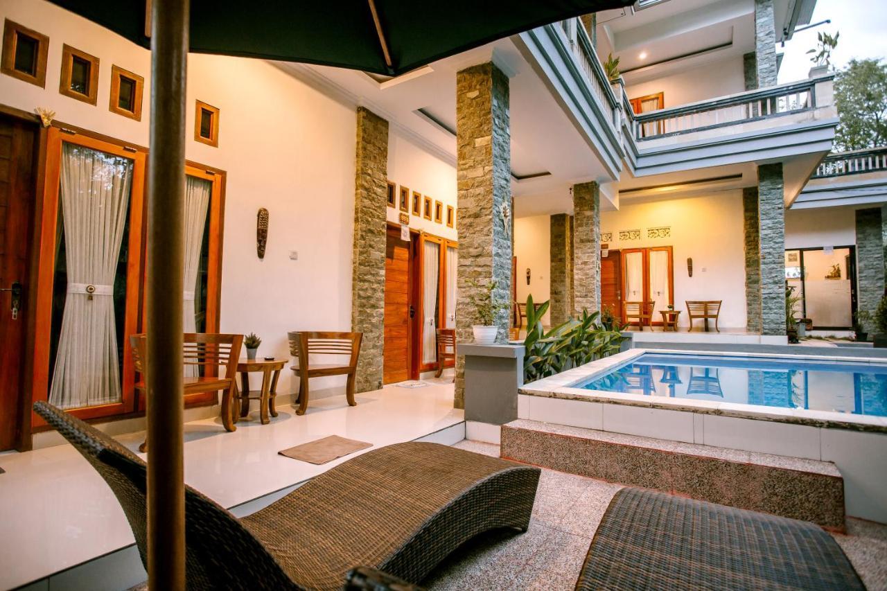 The Puncak Santhi Inn Batununggul 外观 照片