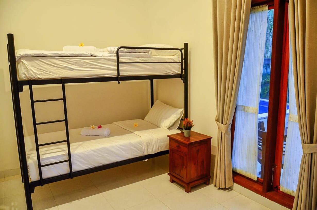 The Puncak Santhi Inn Batununggul 外观 照片
